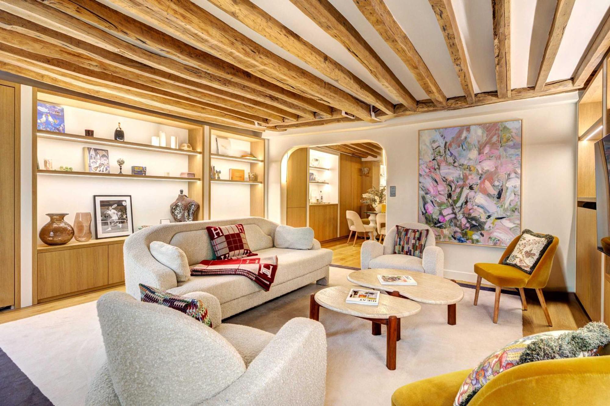 Elegance Et Confort Au Coeur De Appartamento