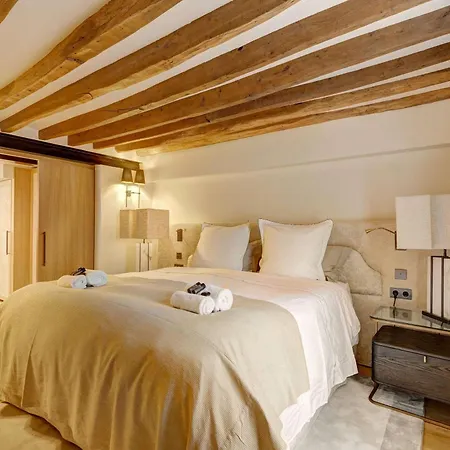 Elegance Et Confort Au Coeur De Appartamento Parigi